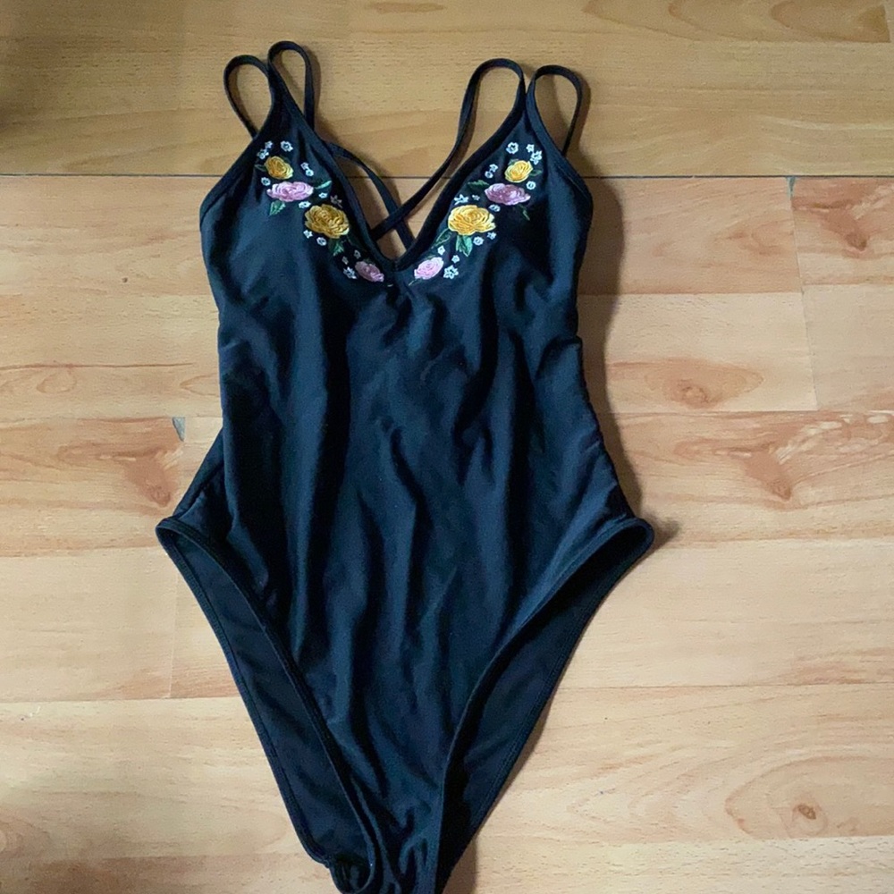 PacSun one piece swim suit